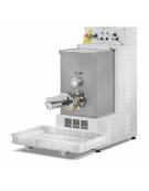 Macchina per pasta fresca da 28 Kg. orari - Con manicotto raffreddato ad H2O, coltello elettronico e ventilatore