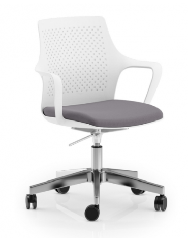 Poltrona schienale in nylon bianco con braccioli - rivestimento in Ecopelle o Poliestere ignifugo - Certificata CAM