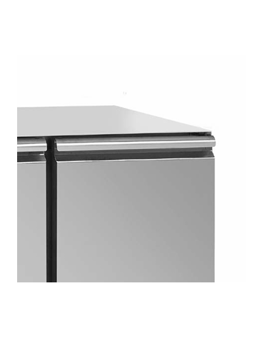 Saladette refrigerata in acciaio inox 2 porte, senza piano con sottopiano isolante - lt 210 - mm 900x700x840h