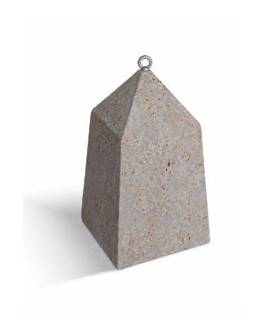 Dissuasore traffico Piramide in cemento - colore Grigio travertino - Dispositivo per ancoraggio al suolo - cm 45x45x80h - CAM