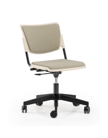Sedia girevole ed elevabile in polipropilene con base 5 razze in nylon nero - telaio nero - sedile e schienale imbottiti