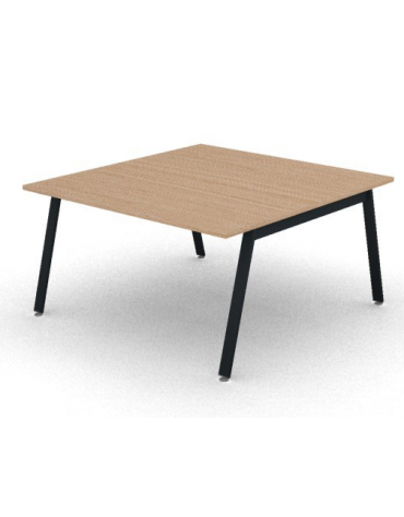 Tavolo riunione con piano melaminico spessore mm 25 e gambe inclinate metalliche - Colori a scelta - cm 140x145x74h