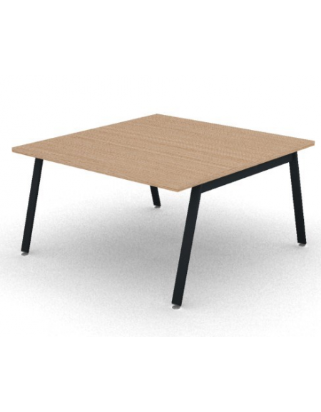 Tavolo riunione con piano melaminico spessore mm 30 e gambe inclinate metalliche - Colori a scelta - cm 140x145x74,5h