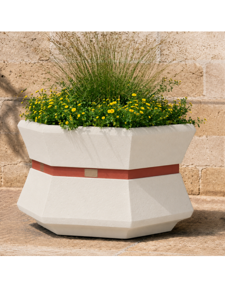 Fioriera esagonale per esterno in cemento calcestruzzo - colore Bianco pietra - cm 85x95x65h - Conforme ai CAM