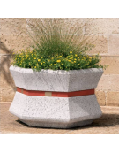 Fioriera esagonale per esterno in graniglia di marmo sabbiato - colore a scelta - cm 95x85x65h - Conforme ai CAM