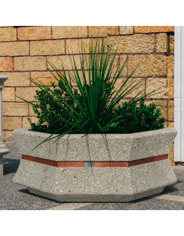 Fioriera esagonale  per esterno in cemento calcestruzzo - colore Grigio sabbiato - cm 155x120x65h - Conforme ai CAM