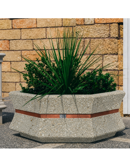 Fioriera esagonale  per esterno in cemento calcestruzzo - colore Grigio sabbiato - cm 155x120x65h - Conforme ai CAM
