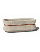Fioriera ovale in cemento calcestruzzo colore Grigio sabbiato - con fascia color rame - cm 130x60x65h - Conforme ai CAM