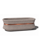 Fioriera ovale in cemento calcestruzzo colore Bianco sabbiato - con fascia color rame - cm 130x60x65h - Conforme ai CAM