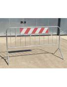 Transenna stradale in acciaio zincato da cm 200x110h con barra rifrangente bifacciale bianco-rossa