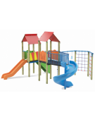 Mini villaggio con palestra, 2 torri, pali in legno di pino nordico e 2 scivoli di cui 1 elicoidale - cm 639x622x360h