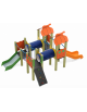 Mini villaggio con 4 torri (2 con tetto), pali in legno di pino, 1 scivolo in acciaio e 1 in polietilene - cm 400x539x264h