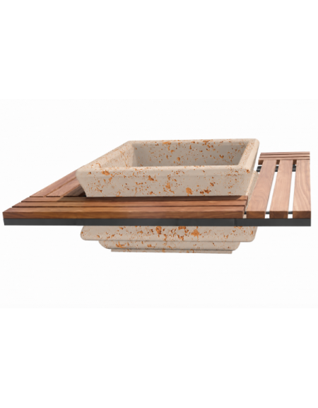 Panchina quadrata seduta in legno con fioriera centrale in cemento colore Bianco travertino - cm 195x195x65h - Conforme ai CAM