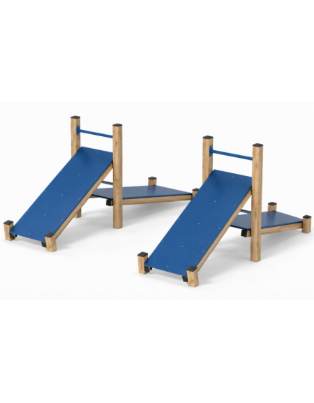 Attrezzo per flessione su panca inclinata con pali in legno termotrattato e pianali in HDPE - cm 365x330x132h