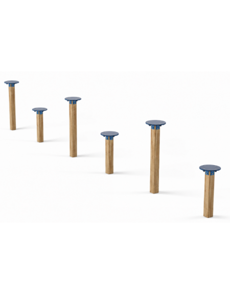 Pali per equilibrio realizzati in legno di pino termotrattato con elementi circolari in HDPE - cm  625x30x98h