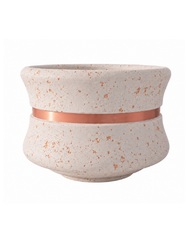 FIORIERA CIRCOLARE TONDA IN CEMENTO CALCESTRUZZO - COLORE BIANCO TRAVERTINO -CON FASCIA COLOR RAME - CM Ø 90x65h - CONFORME CAM
