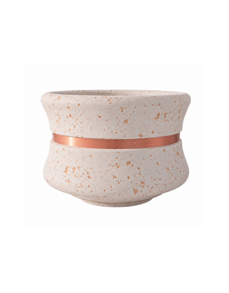 FIORIERA CIRCOLARE TONDA IN CEMENTO CALCESTRUZZO - COLORE BIANCO TRAVERTINO -CON FASCIA COLOR RAME - CM Ø 90x65h - CONFORME CAM