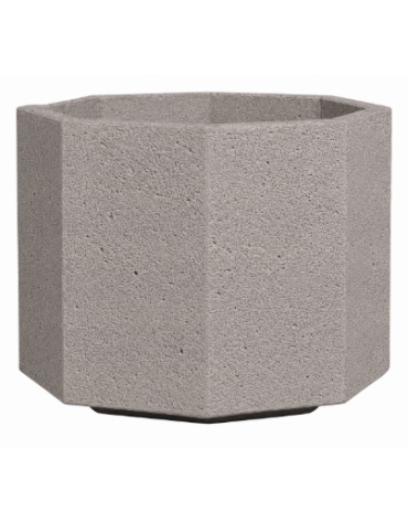 Fioriera ottagonale in cemento calcestruzzo per esterno - colore Bianco sabbiato - con zoccolatura - cm 62x62x45h - CAM