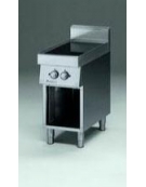 Piano di cottura elettrico in vetroceramica su armadio aperto - potenza 2x2,5 kW - cm 40x70x85h