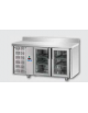Tavolo Refrigerato GN 1/1 con 2 porte in vetro, una luce Neon, piano in Acciaio Inox con alzatina 100 mm e gruppo motore a sinis