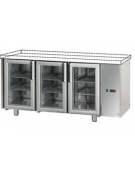 Tavolo Refrigerato GN 1/1 con 3 porte in vetro, 2 luci Neon, senza piano di lavoro, predisposto per unità frigorifera remota cm 