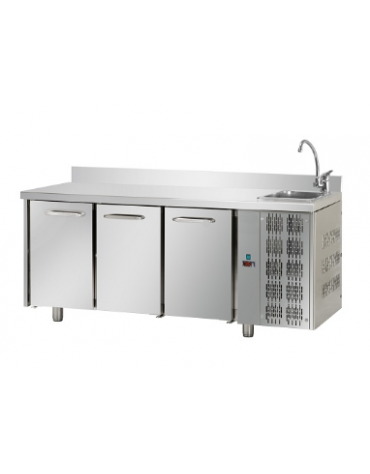 Tavolo Refrigerato GN 1/1 con 3 porte e piano in Acciaio Inox con alzatina 100 mm e lavello cm 187x70x115h