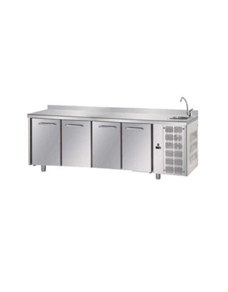 Tavolo Refrigerato GN 1/1 con 4 porte e piano in Acciaio Inox con alzatina 100 mm e lavello cm 232x70x115h