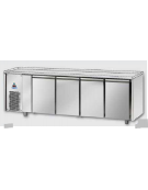 Tavolo Refrigerato GN 1/1 a bassa temperatura con 4 porte senza piano di lavoro e gruppo motore a sx cm 232x71,5x80h