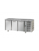 Tavolo Refrigerato GN 1/1 a temperatura normale con 3 porte e piano di lavoro in Granito cm 188x70x85h