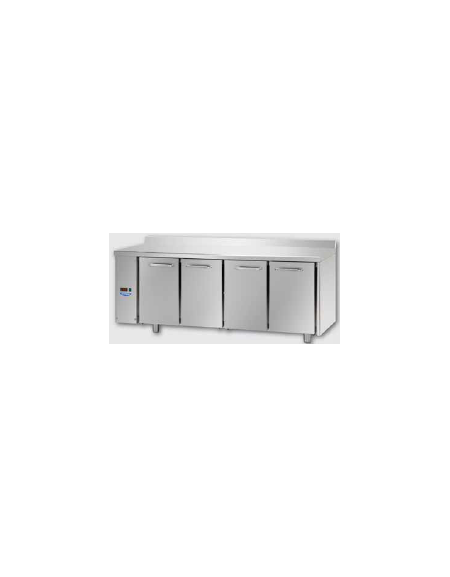 Tav Refrigerato, 4 porte, alzatina 100 mm, predisposto per unità frigorifera remota a sx cm 210x70x95h Tav Refrigerato, 4 porte, alzatina 100 mm, predisposto per unità frigorifera remota a sx cm 210x70x95h