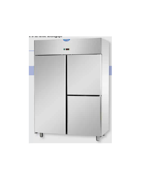 Armadio Refrigerato 1200 Inox predisposto x unità frig. rem. a bassa temp. 1 porta e 2 sportelli CM 142x70x203h Armadio Refrigerato 1200 Inox predisposto x unità frig. rem. a bassa temp. 1 porta e 2 sportelli CM 142x70x203h