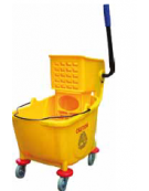Carrello per le pulizie con strizzatore. Cm 60x40x92h