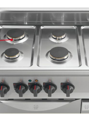 Cucina a gas 6 fuochi MEDIA POTENZA con forno a gas GN 2/1 - cm 120x70x85/90h