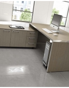 Scrivania direzionale lineare con fianco legno e gonna-spessore mm 38 -colori vari disponibili- cm 180x90x74h