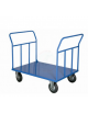 Carrello con pianale in lamiera 20/10, doppia sponda - 4 ruote girevoli Ø cm 20 in gomma industriale, 2 con freno - piano cm 80x