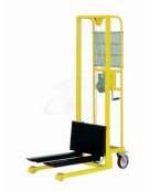 Sollevatore ad arganello con frizione incorporata arresto automatico, sollevamento max cm 120 - cm 100x66x161h