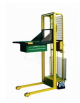 Sollevatore ad arganello con aggancio automatico cassette, sollevamento max cm 125 - cm 100x53x161h