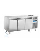 Tavolo refrigerato 3 porte inox con lavello sopra vano motore, refrigerazione ventilata 0°/+8°C - Classe B - cm 178x70x85h