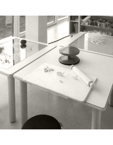 TAVOLO A SPECCHIO - CM 75x75x46h - ADATTO A BAMBINI DAI 2 AI 3 ANNI - CONFORME AI CAM