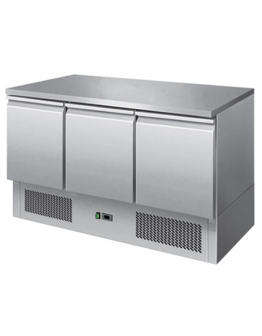 Saladette refrigerata in acciaio inox a ventilazione forzata, con 3 porte, + 2° + 8°C - lt 570 - mm 1365×700×850h