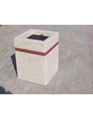 Ceneriera Quadrata in Cemento – Design Elegante con Inserto Zincato - Colore Bianco Travertino - cm 50x50x70h - Conforme ai CAM