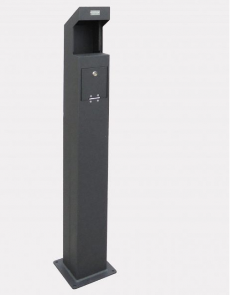 Spegnisigarette realizzato in acciaio zincato e verniciato di forma tubolare di acciaio. Da tassellare - cm 15x15x120h