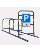 Portabici singolo a 3 posti, realizzato in acciaio zincato e verniciato. Da tassellare - cm 250x80x131,3h