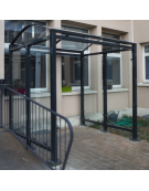 Pensilina in acciaio zincato e verniciato, pareti in vetro, e tetto in policarbonato - chiusa su 3 lati - cm 224x200x250h