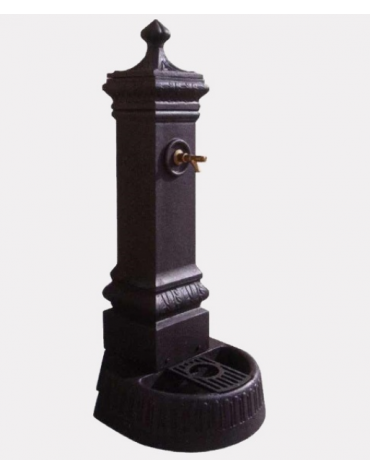 Fontana con struttura in ghisa, completa di rubinetto in ottone e caditoia in ghisa - cm 51x46x124h