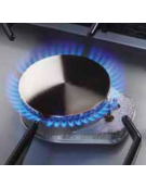 Cucina a gas 4 fuochi su forno elettrico ventilato monofase con camera cm 46x41,5x32h, 1 griglia e 1 teglia - cm 70x65x85h