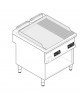 Fry top elettrico trifase - 7,8kw su vano aperto, 1/3 piastra rigata - con controllo elettronico - dim. 80x70x90h