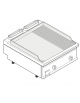 Fry top elett. trifase-12kw da banco, 1/3 piastra rigata, 2/3 piastra liscia - sup. di cottura cm 74,9x69,8  - cm 80x90x28h