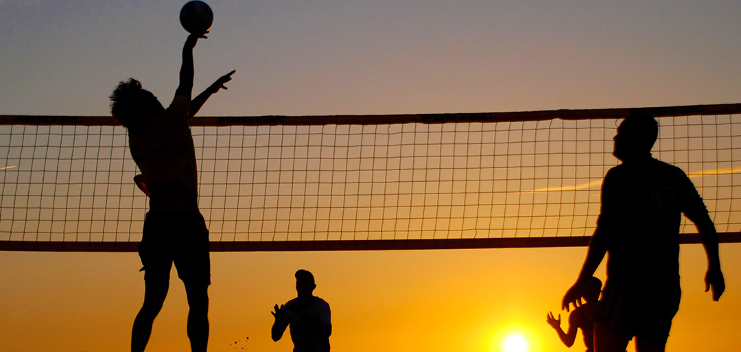 DinaForniture - Pallavolo vs Beach volley