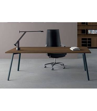 Scrivanie con piano in melaminico
